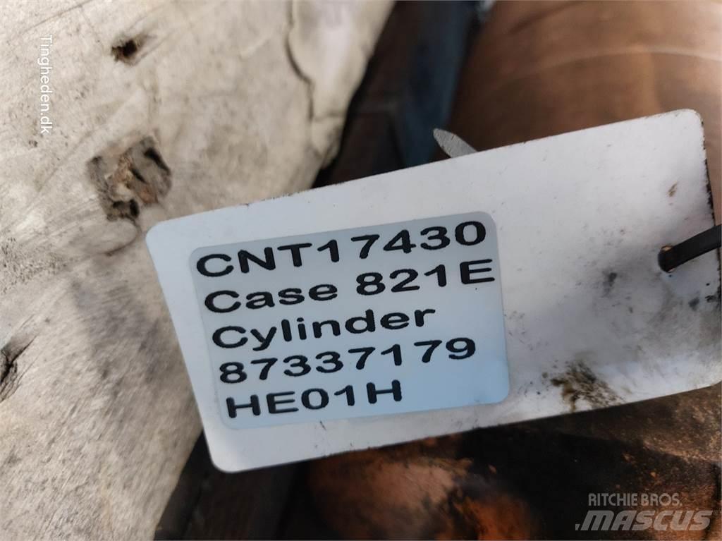 Case IH 821E Гідравліка