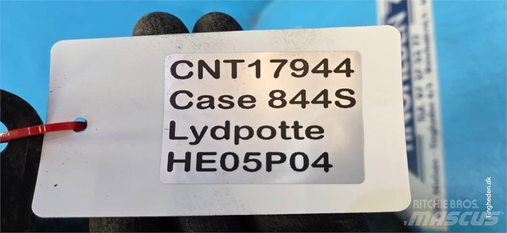 Case IH 844S Двигуни