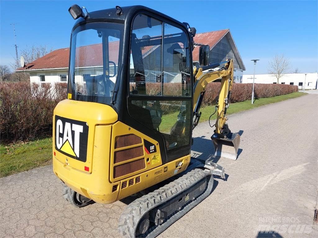 CAT 301.7D Міні-екскаватори < 7т