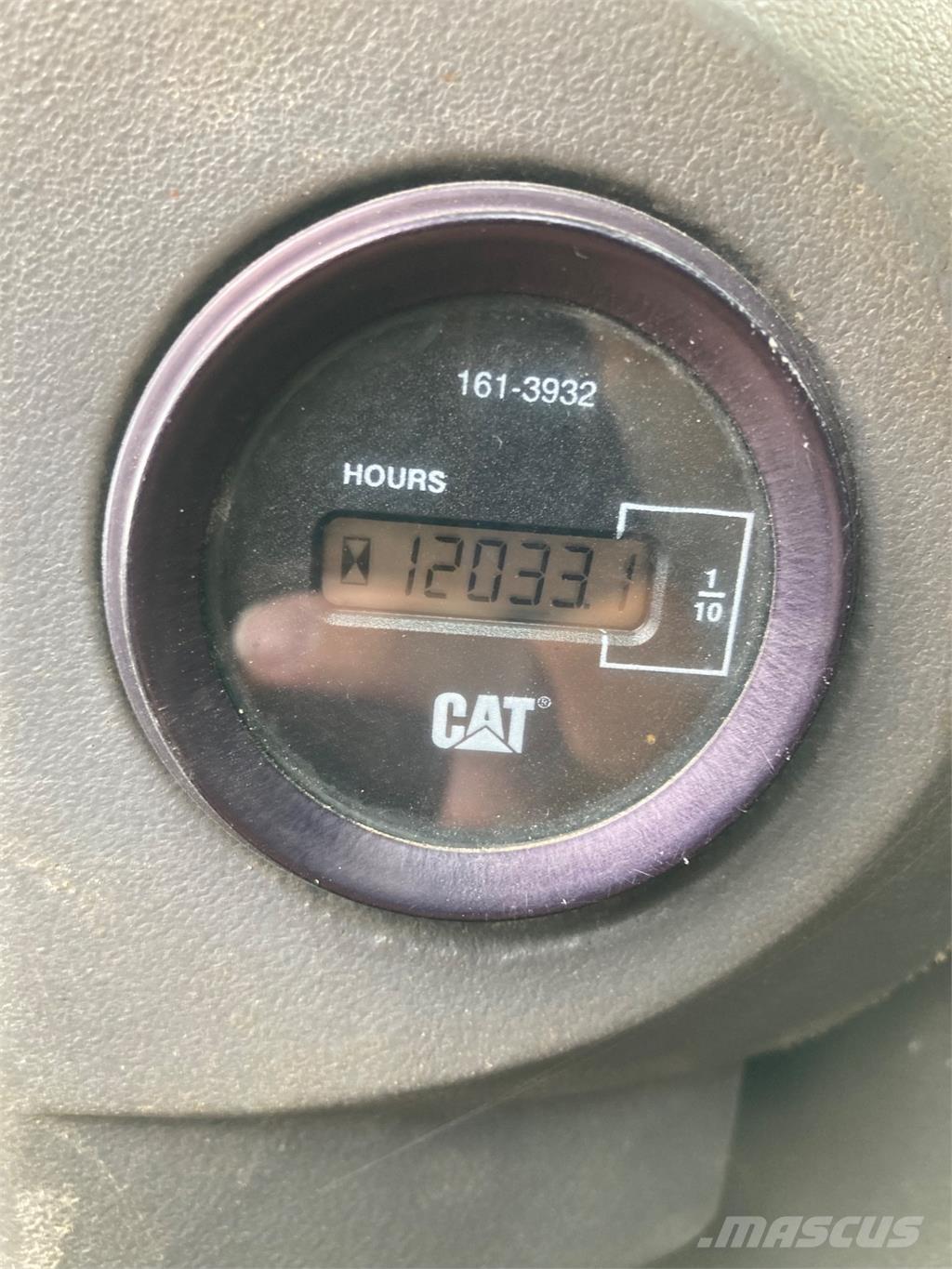CAT 924G Фронтальні навантажувачі