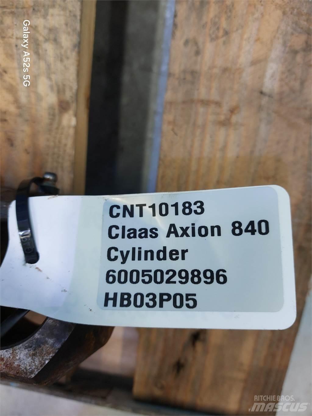 CLAAS Axion 840 Гідравліка