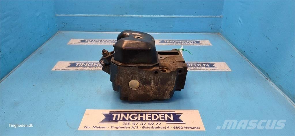 Deutz 1000.4WT2 Двигуни