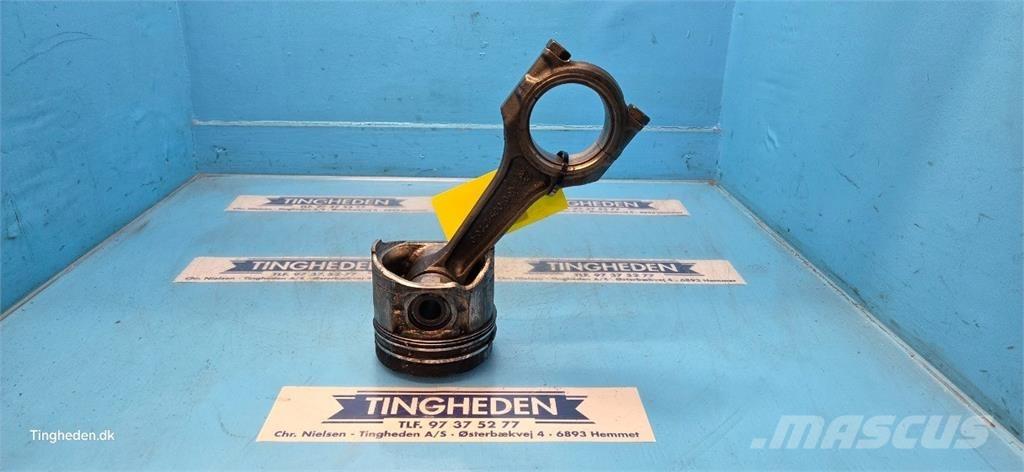 Deutz 1000.4WT2 Двигуни