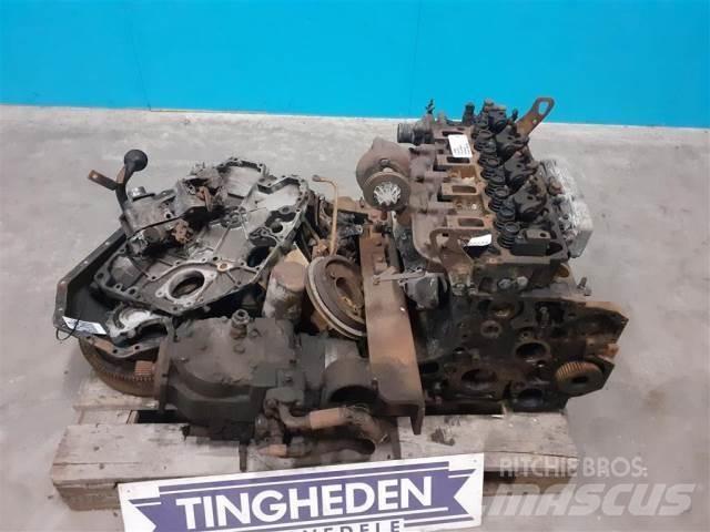 Deutz BF4M2012 Двигуни