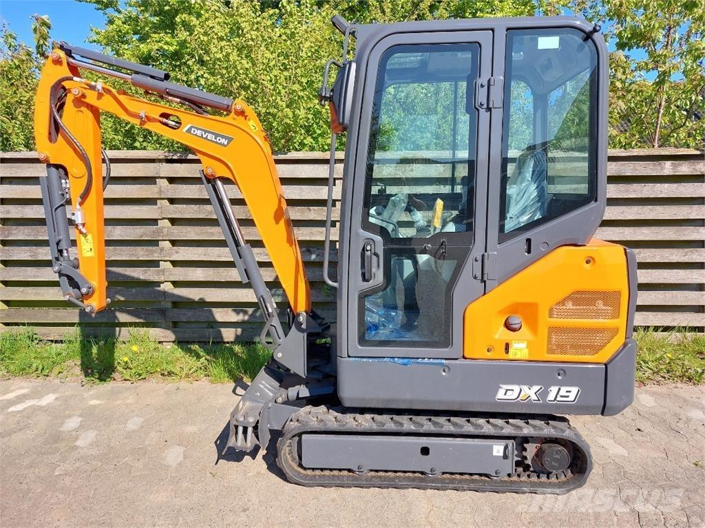 Develon DX19-7 Міні-екскаватори < 7т