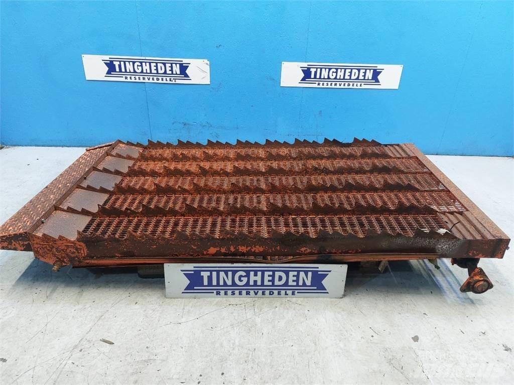 Dronningborg 900 Розсіювачі солі та піску