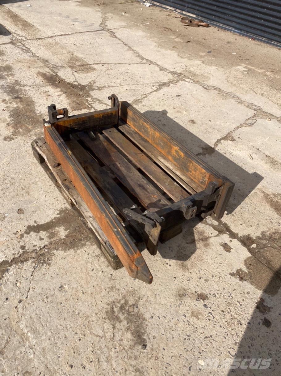 Elm 2500kg Вила