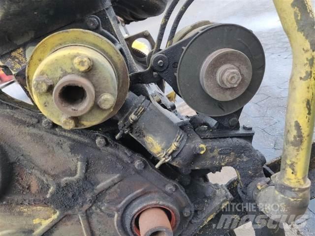 Ford 2715E Двигуни