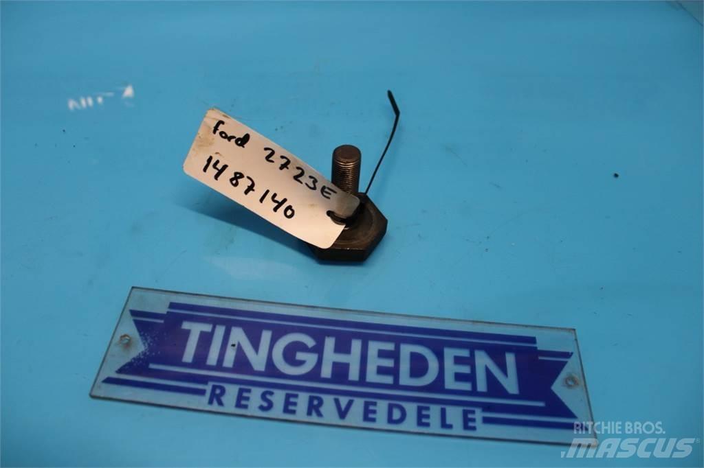 Ford 2723E Двигуни