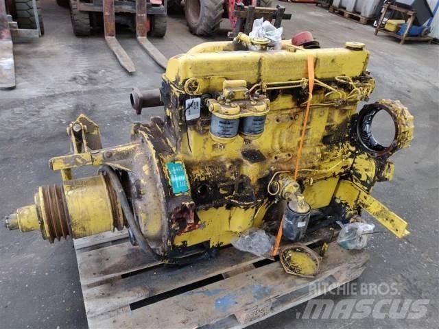 Ford 2725E Двигуни