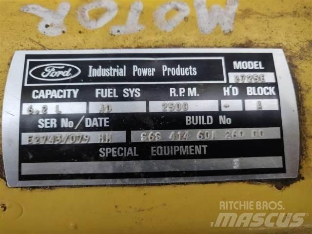 Ford 2725E Двигуни