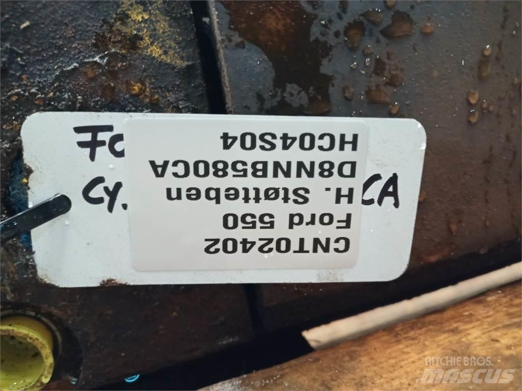 Ford 550 Інше обладнання