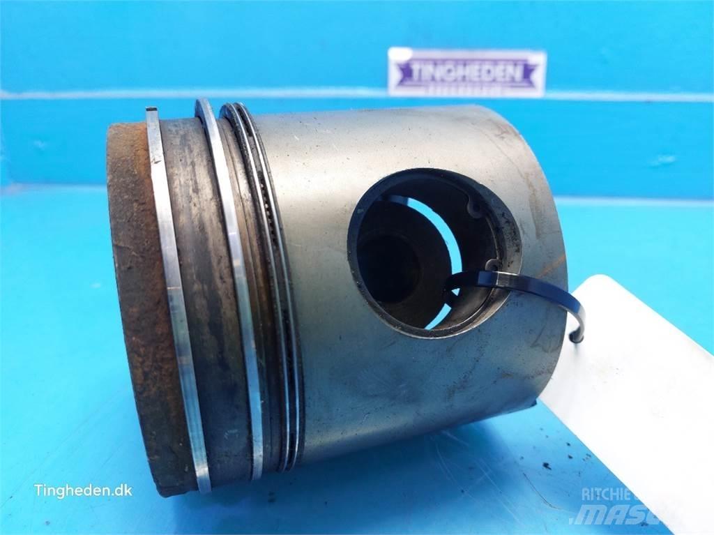Ford 678 HT Двигуни