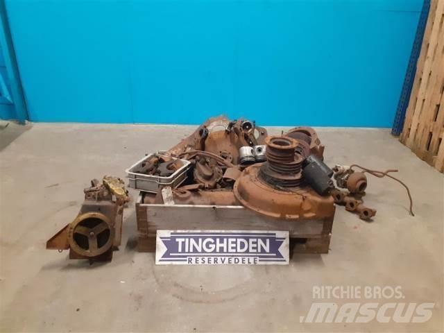 Ford 678HTA Двигуни