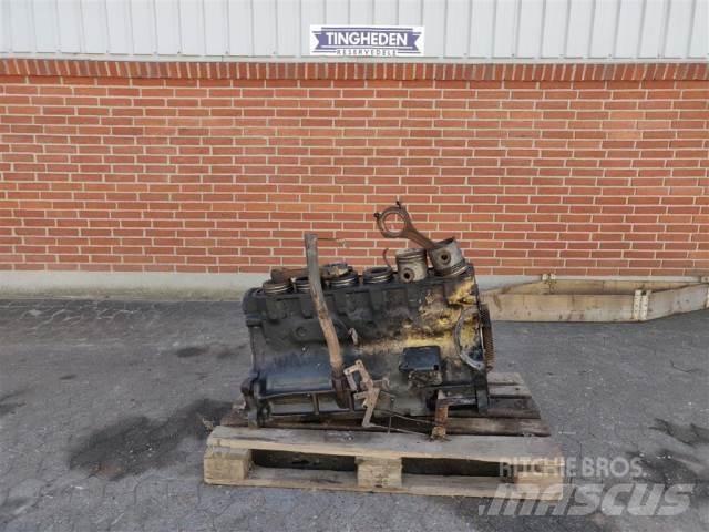 Ford 678HTA Двигуни
