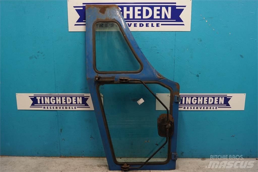 Ford 7710 Кабіна