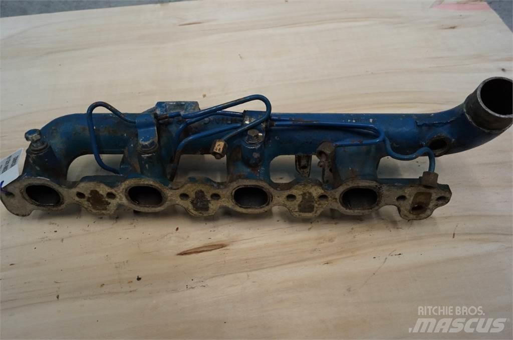 Ford 7710 Двигуни