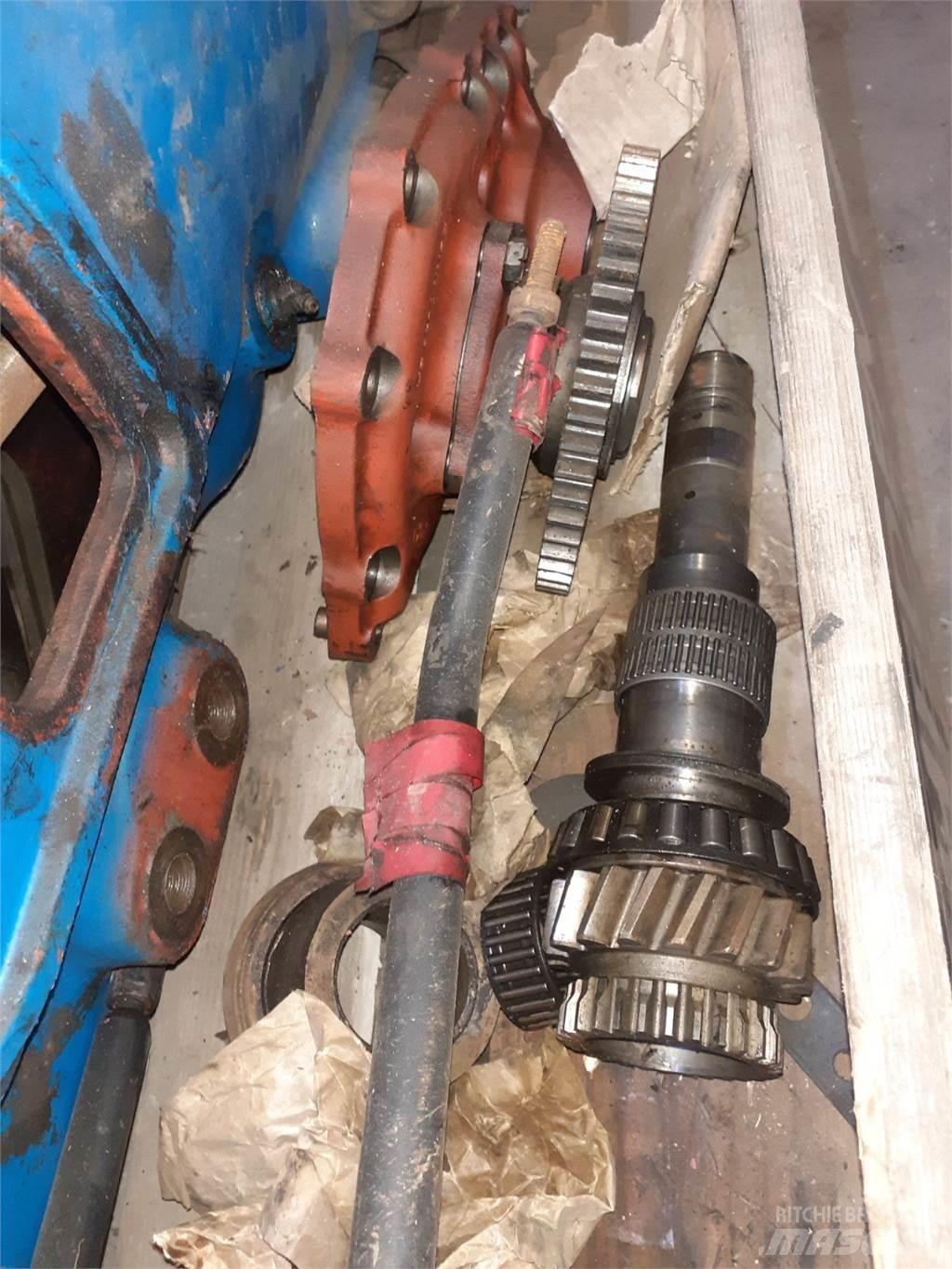 Ford 8210 Коробка передач