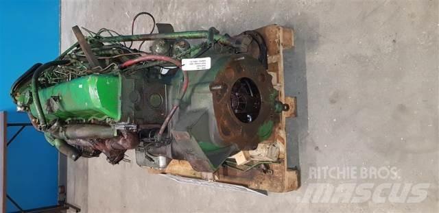 Ford 826F Двигуни