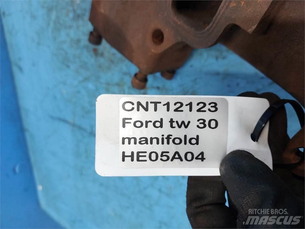 Ford TW 30 Двигуни