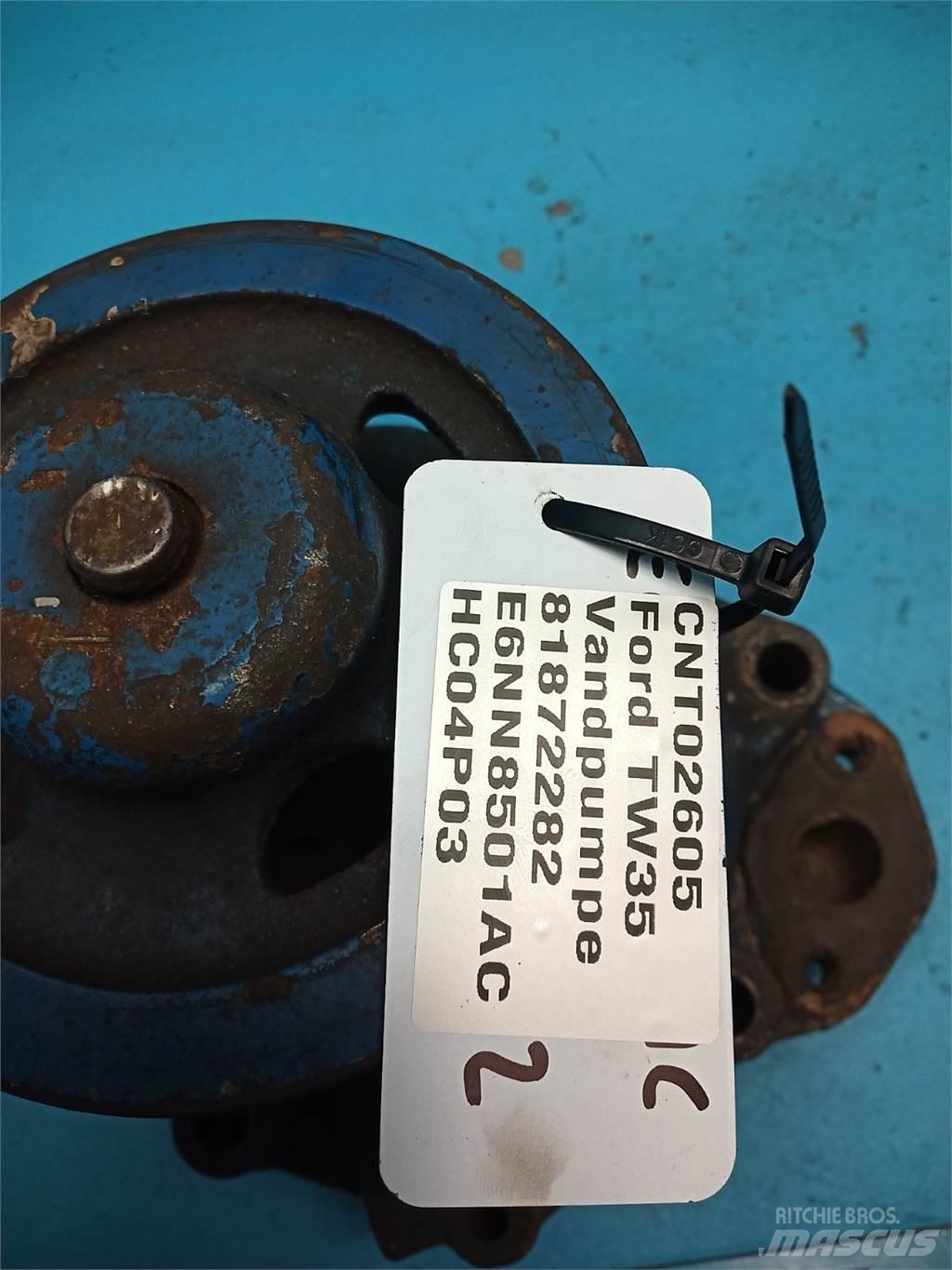 Ford TW35 Двигуни