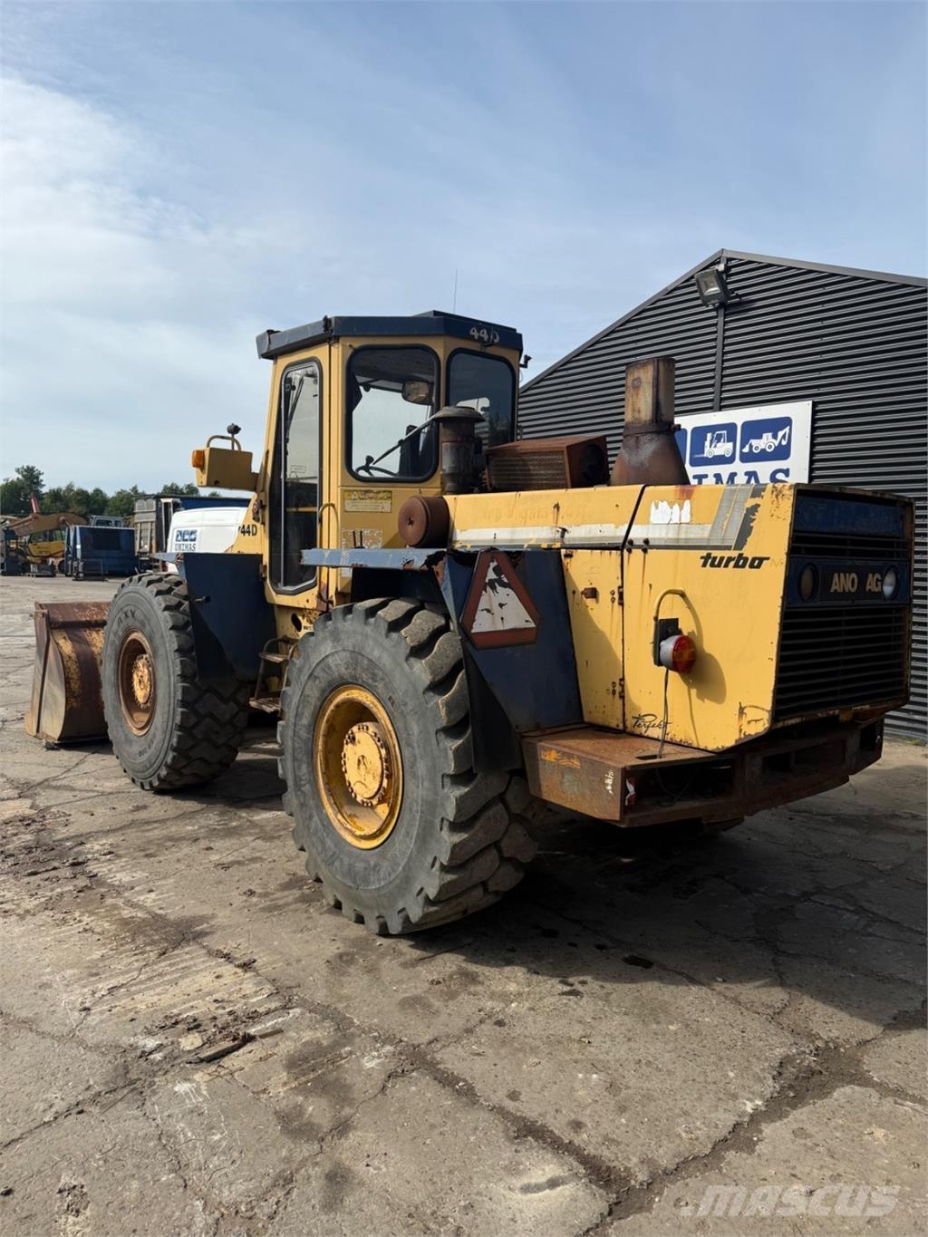 Hanomag 44D Фронтальні навантажувачі