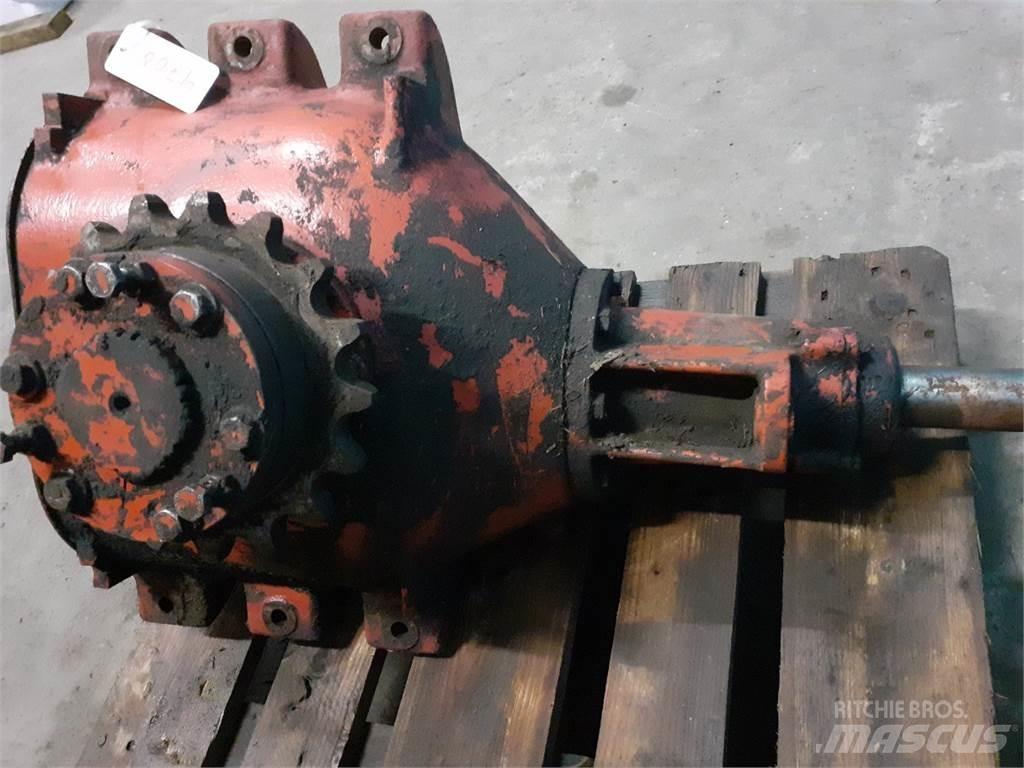 Hesston 4700 Коробка передач