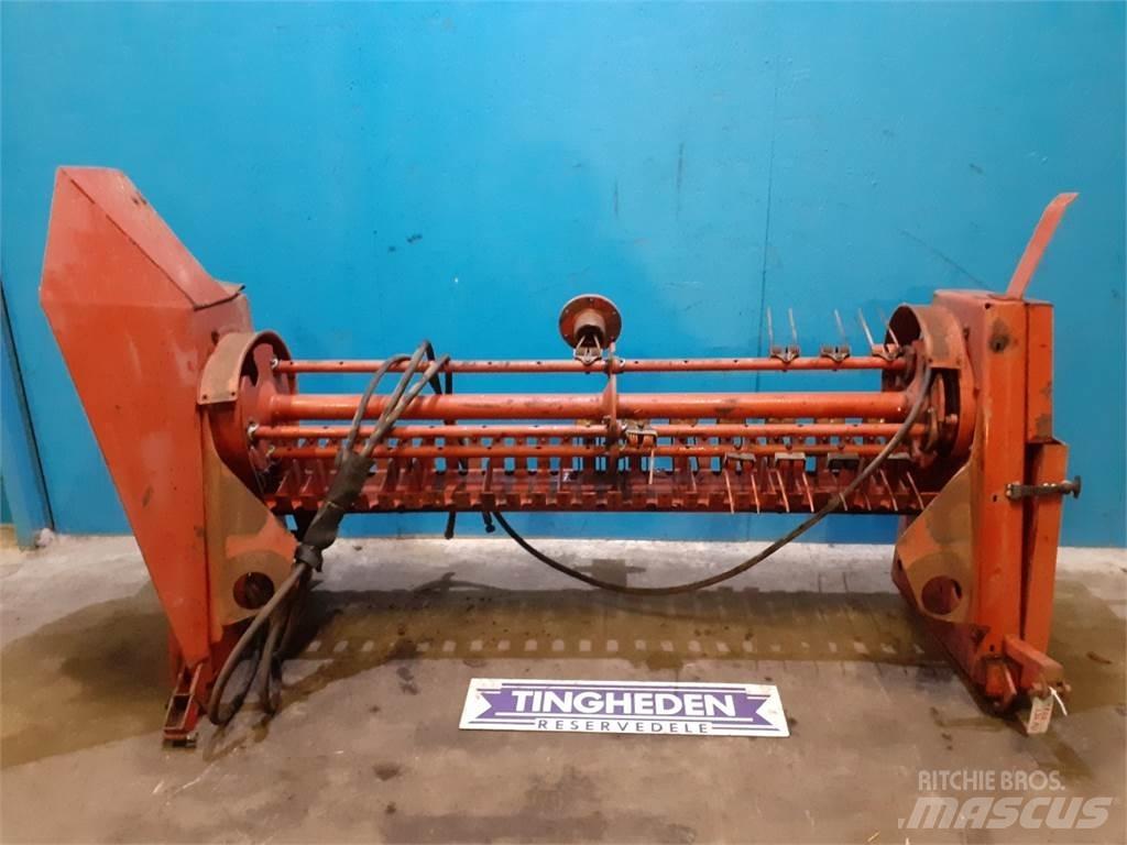 Hesston 4700 Сільгосптехніка - Інші