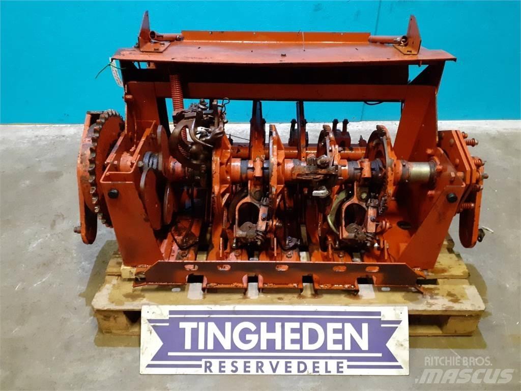 Hesston 4700 Інше обладнання для фуражних комбайнів