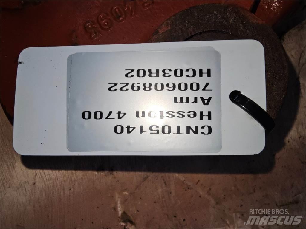 Hesston 4700 Захвати для мішків