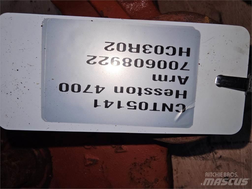 Hesston 4700 Захвати для мішків