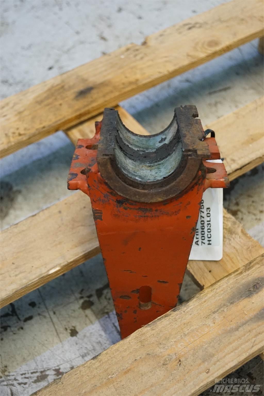 Hesston 4700 Сільгосптехніка - Інші