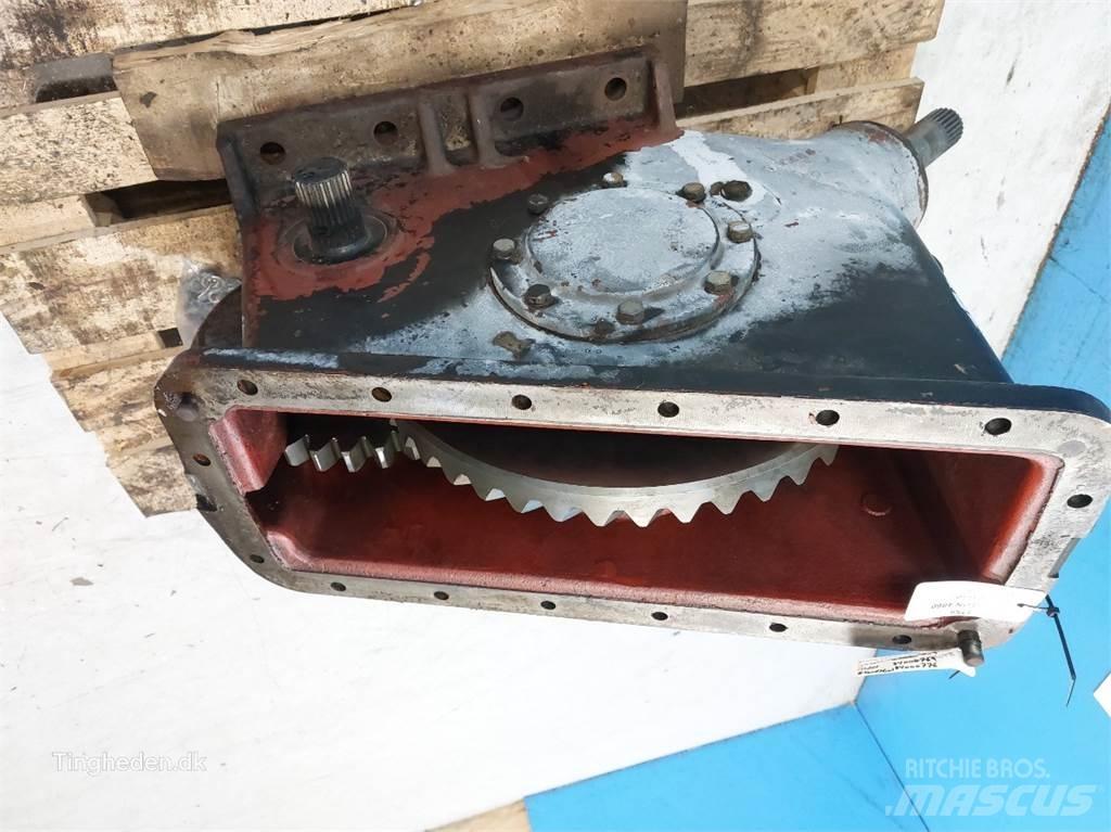 Hesston 4860 Коробка передач