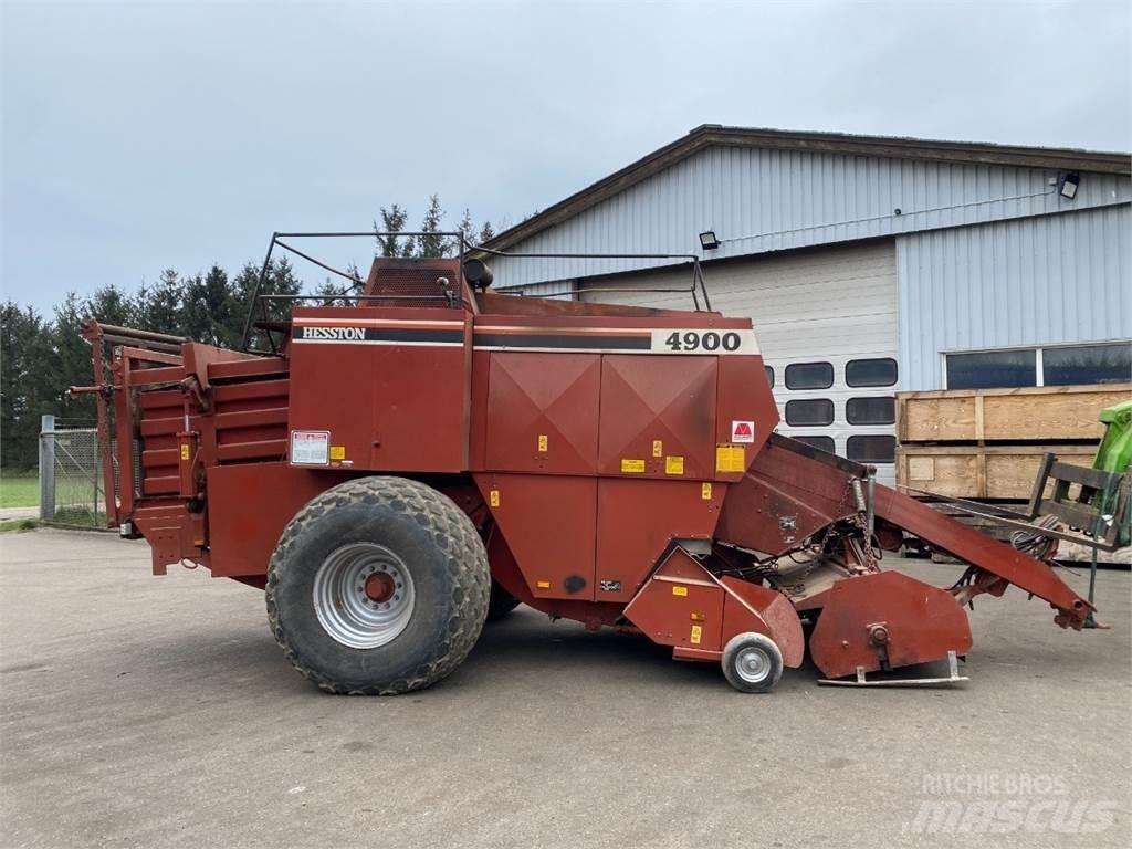 Hesston 4900 Тюкові прес-підбирачі