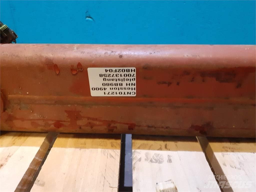 Hesston 4900 Інше обладнання для фуражних комбайнів