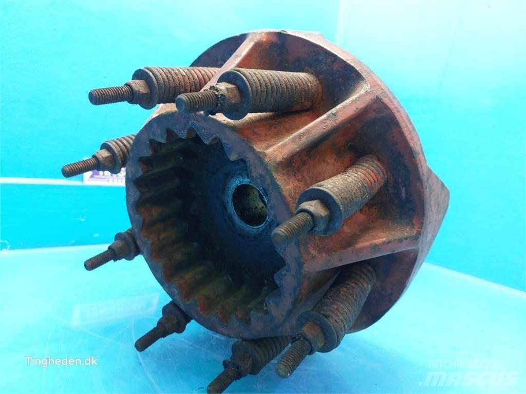 Hesston 4900 Коробка передач