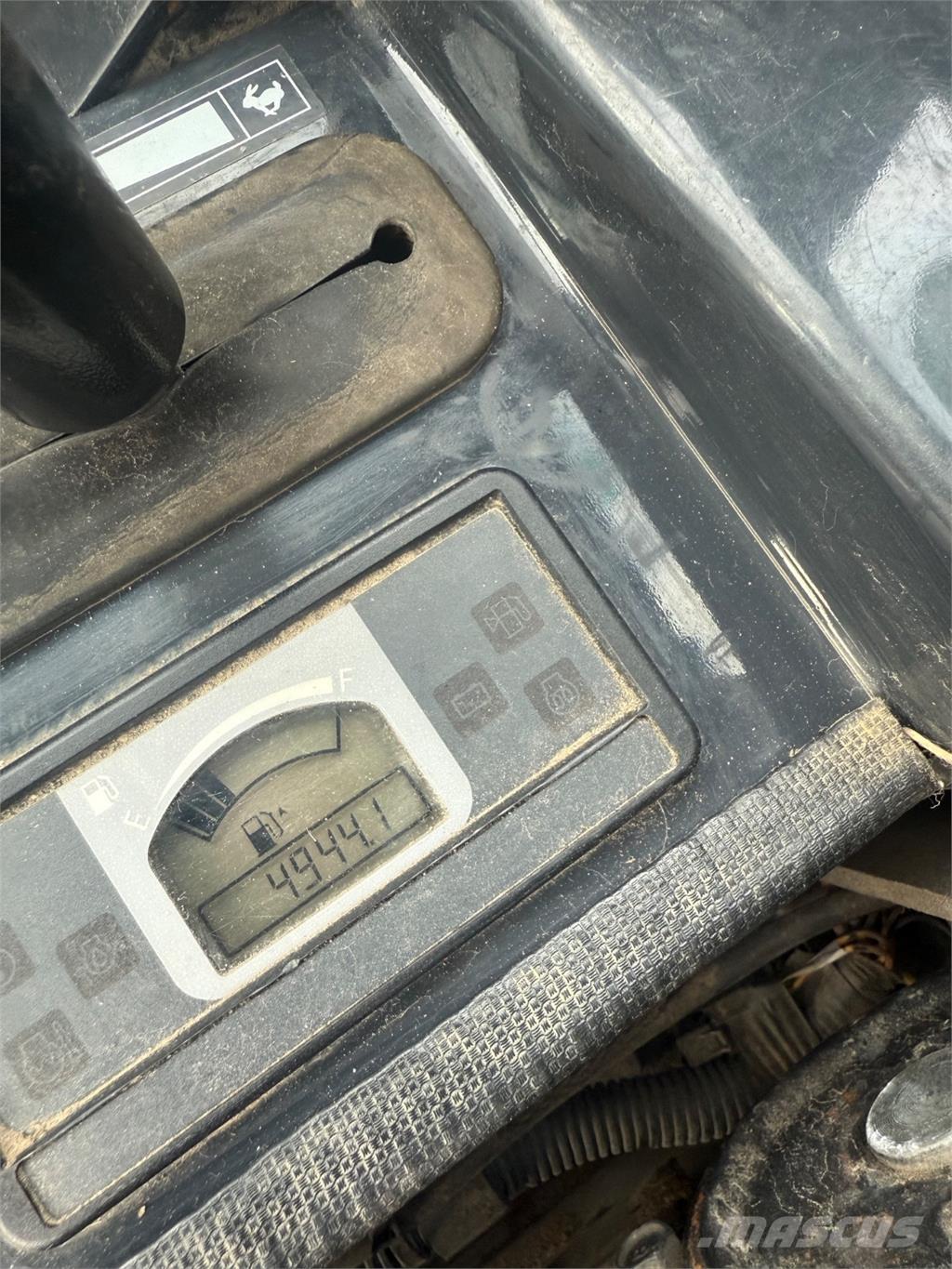 Hitachi ZX26U Міні-екскаватори < 7т