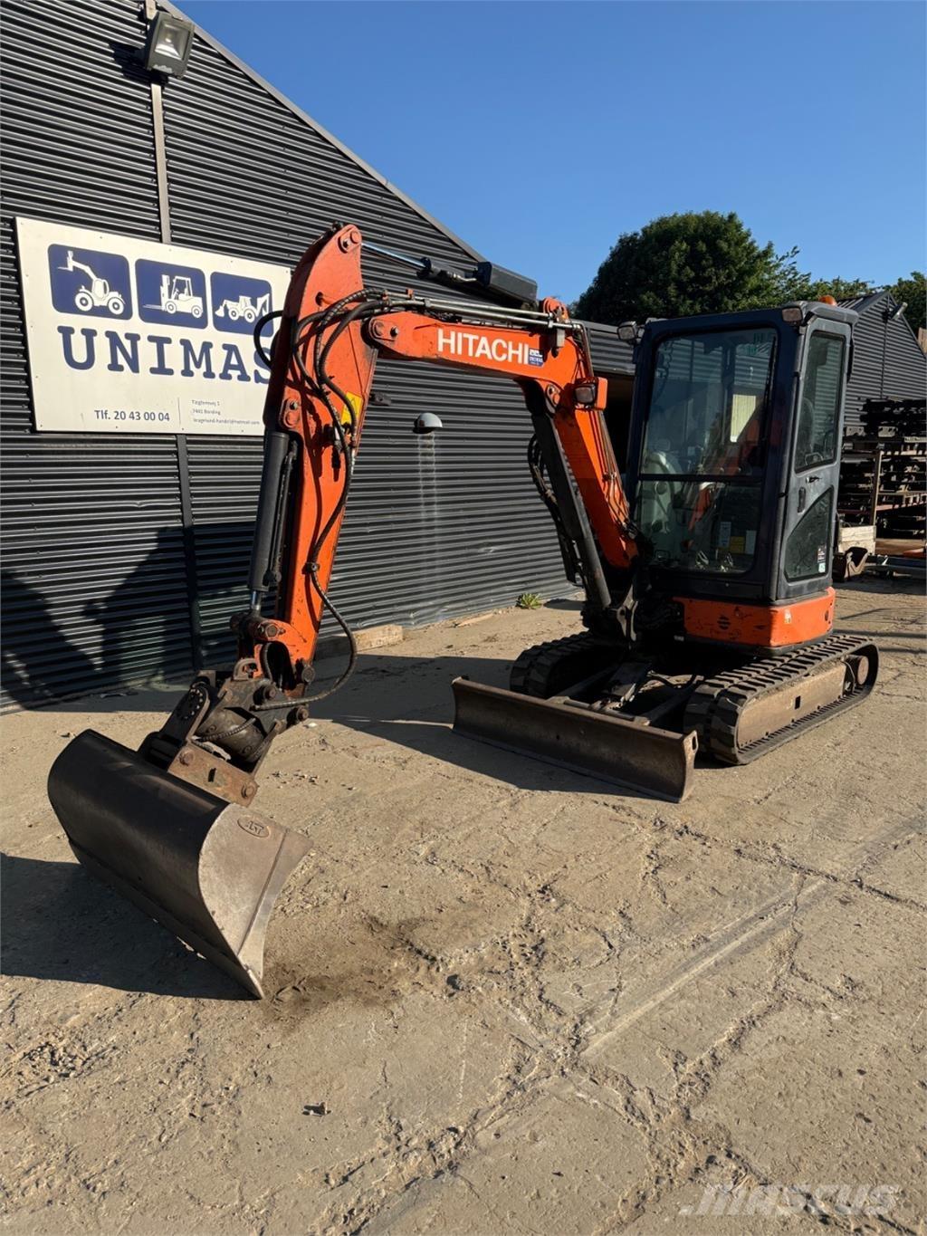 Hitachi ZX33 Міні-екскаватори < 7т