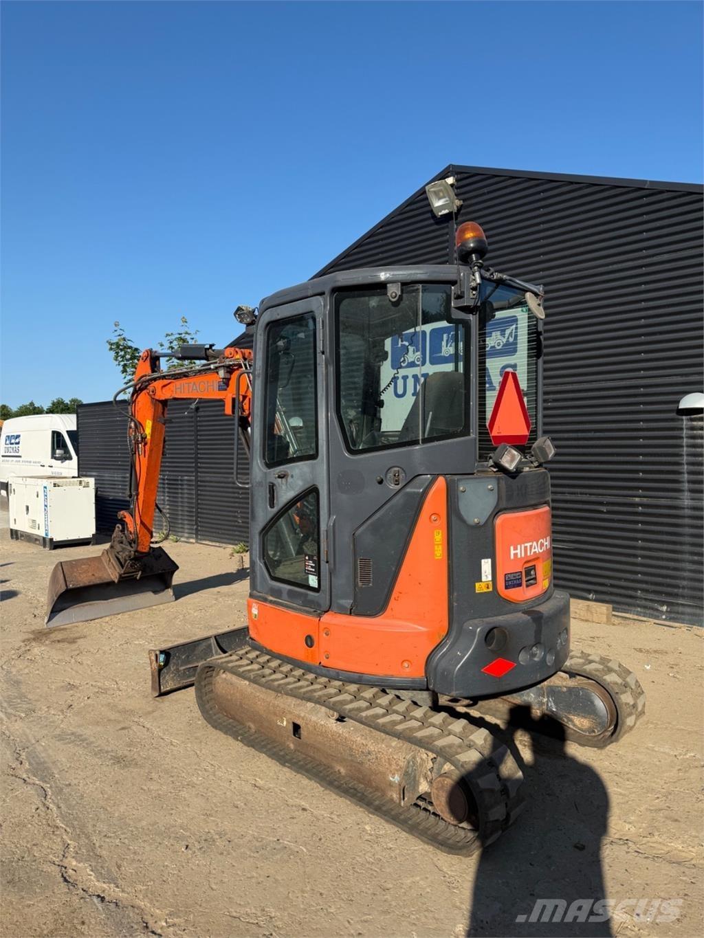 Hitachi ZX33 Міні-екскаватори < 7т
