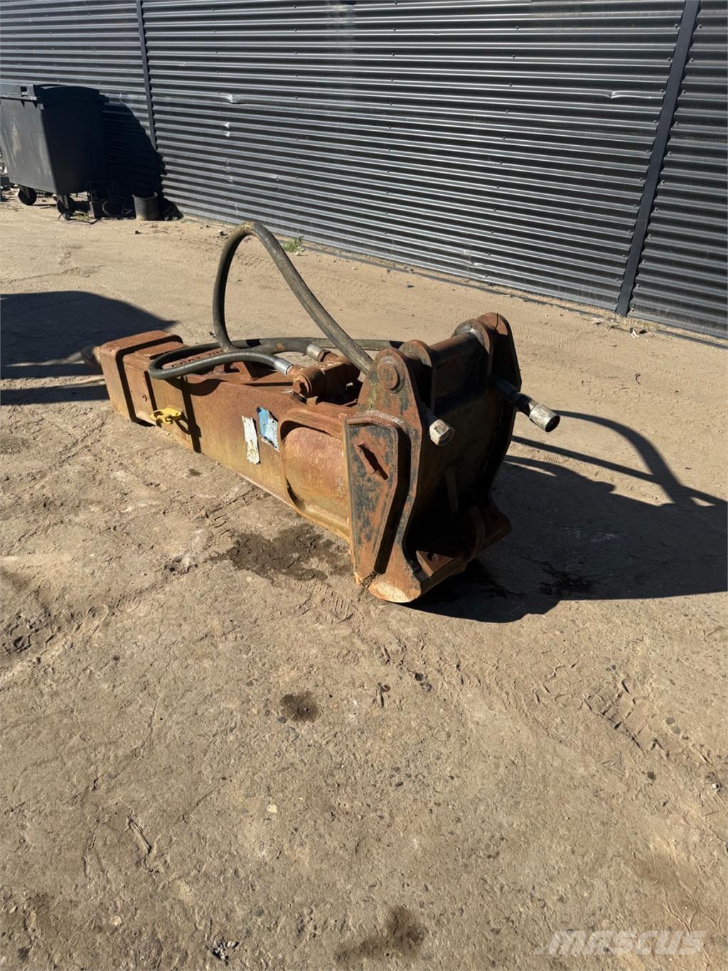  Hydraulik Hammer Плуги