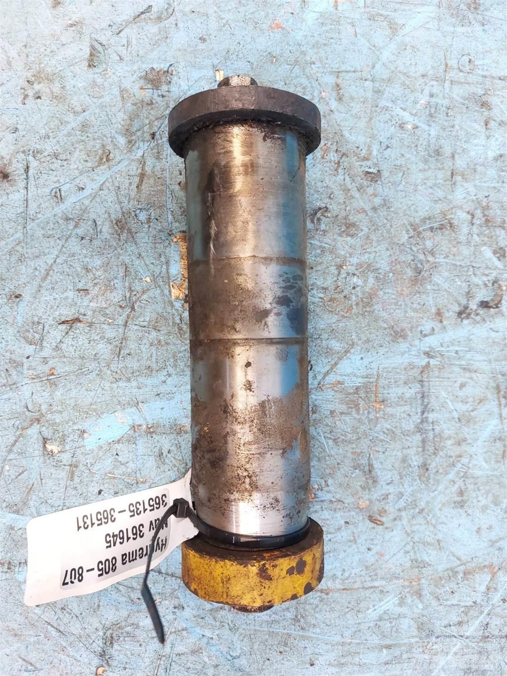Hydrema 805 Бони і ковші