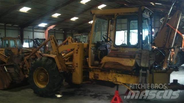 Hydrema 806 Екскаватори-навантажувачі