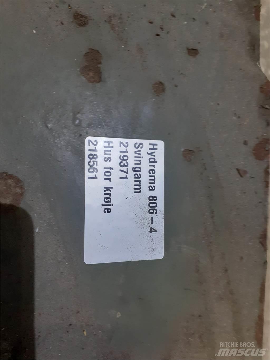 Hydrema 806 Траншейні екскаватори