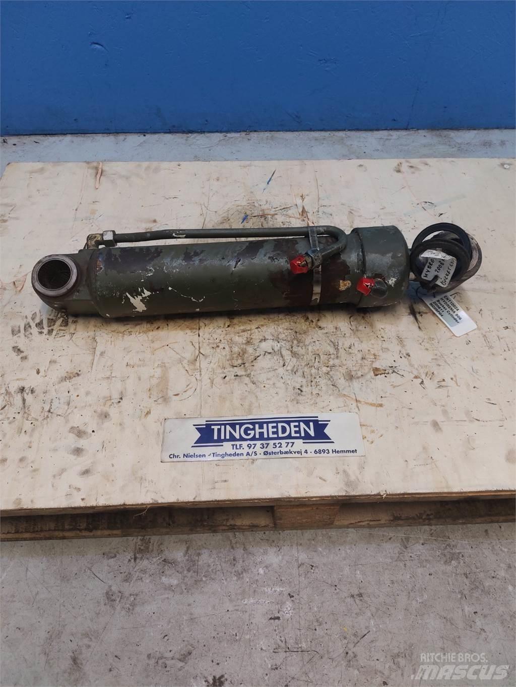 Hydrema 806 Траншейні екскаватори