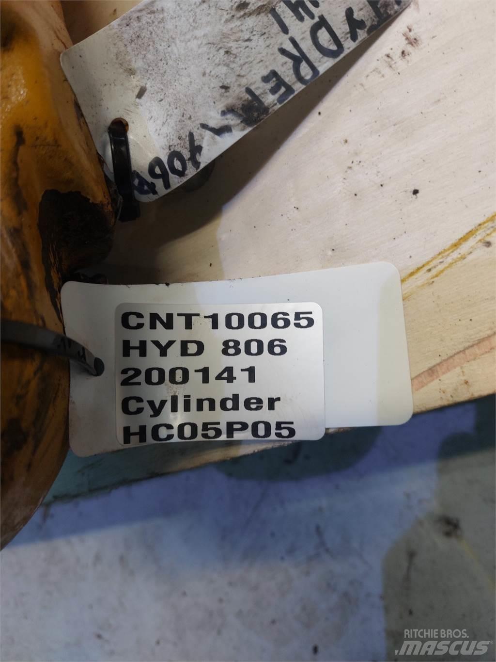 Hydrema 806 Траншейні екскаватори