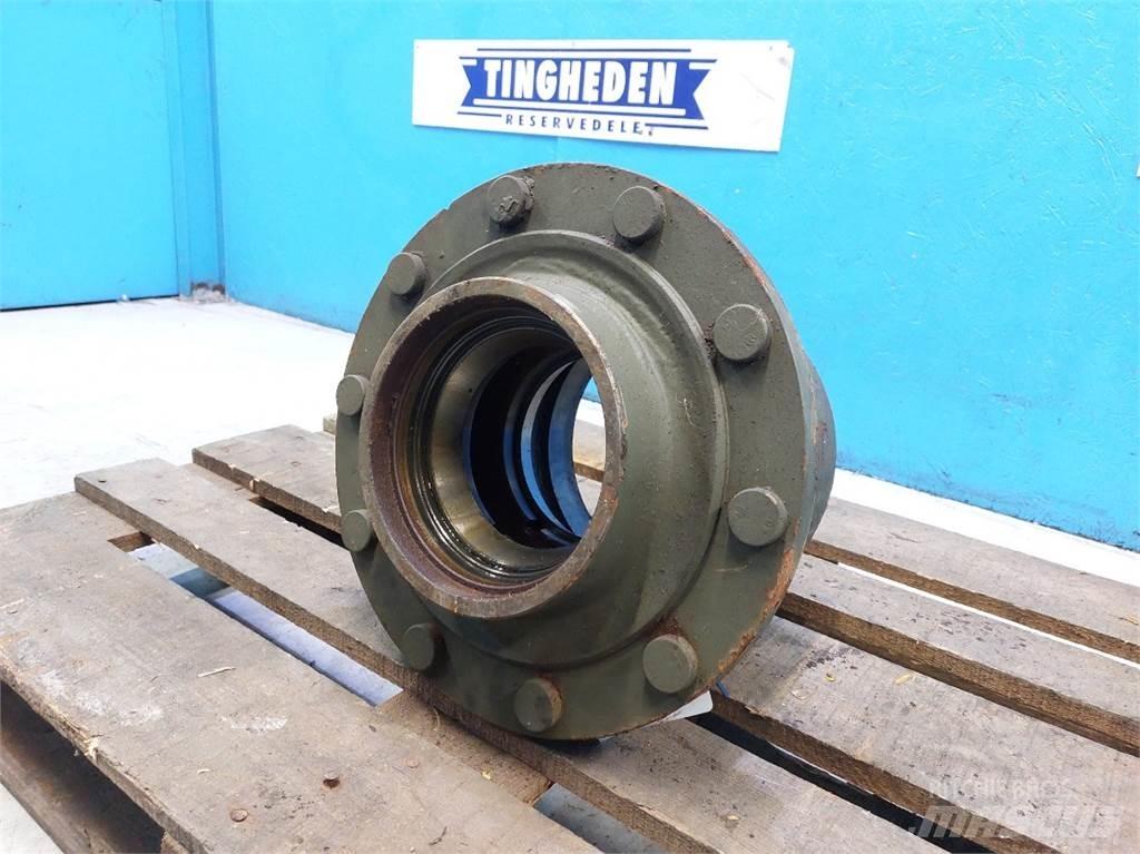 Hydrema 806 Осі