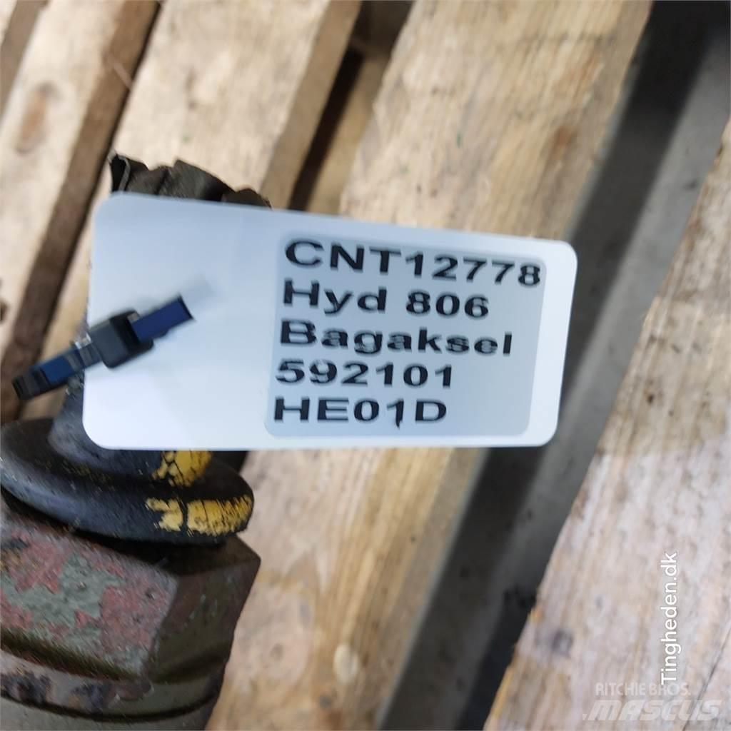 Hydrema 806 Осі