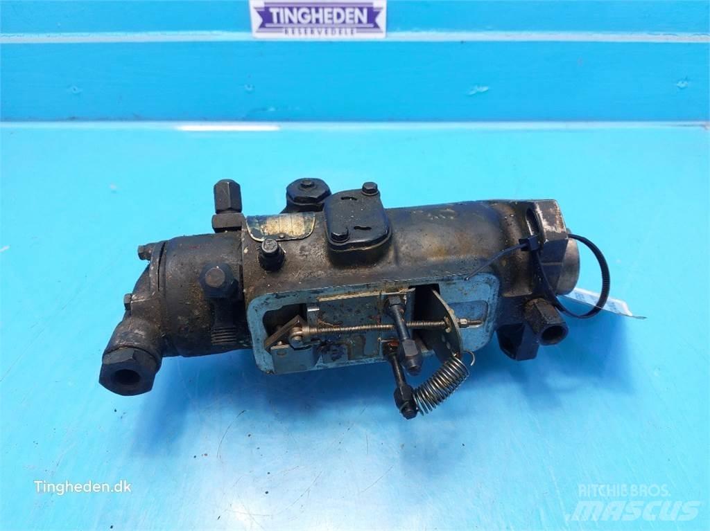 Hydrema 806 Двигуни