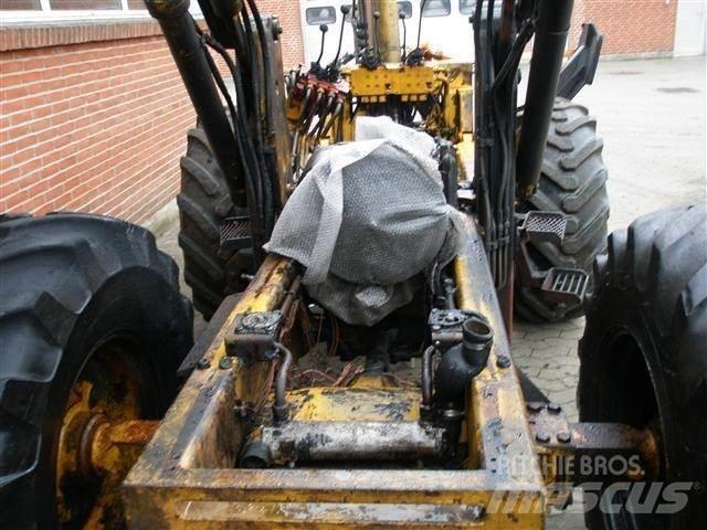 Hydrema 807 Екскаватори-навантажувачі