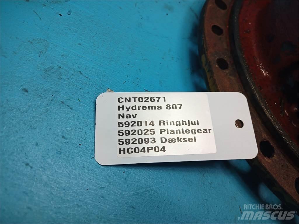 Hydrema 807 Осі